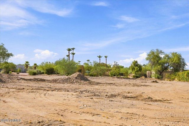 10510 E WETHERSFIELD Road 13, Scottsdale, AZ 85259