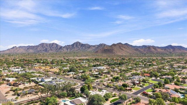 10510 E WETHERSFIELD Road 13, Scottsdale, AZ 85259