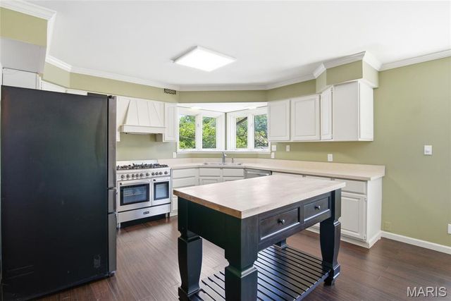 208 N Library Street, Waterloo, IL 62298