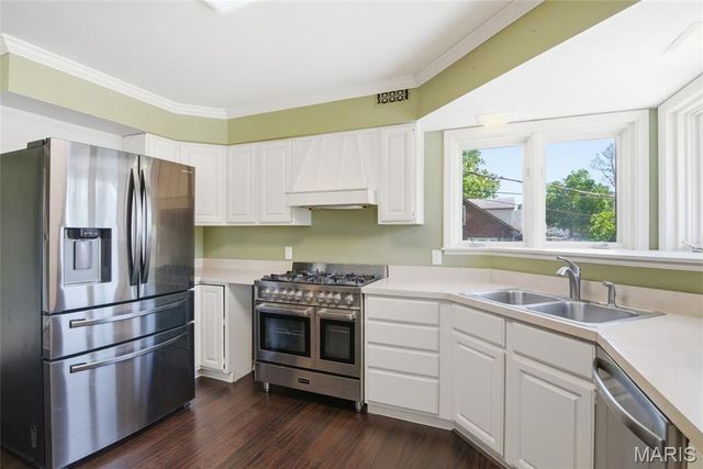 208 N Library Street, Waterloo, IL 62298