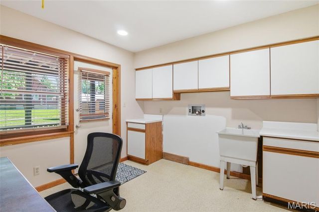 208 N Library Street, Waterloo, IL 62298