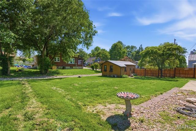 208 N Library Street, Waterloo, IL 62298