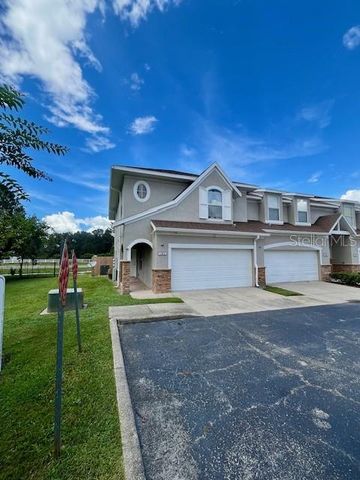 10802 CELTIC WOODS AVENUE, Tampa, FL 33647