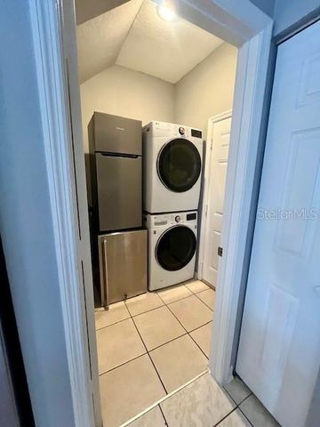 10802 CELTIC WOODS AVENUE, Tampa, FL 33647