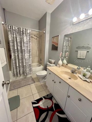 10802 CELTIC WOODS AVENUE, Tampa, FL 33647