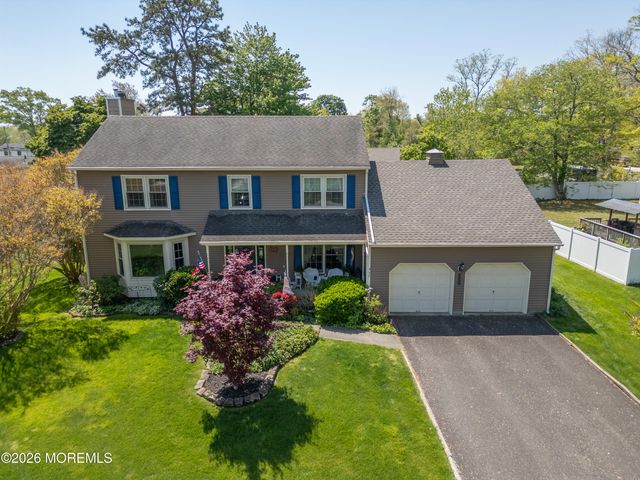 935 Somerset Drive, Toms River, NJ 08753