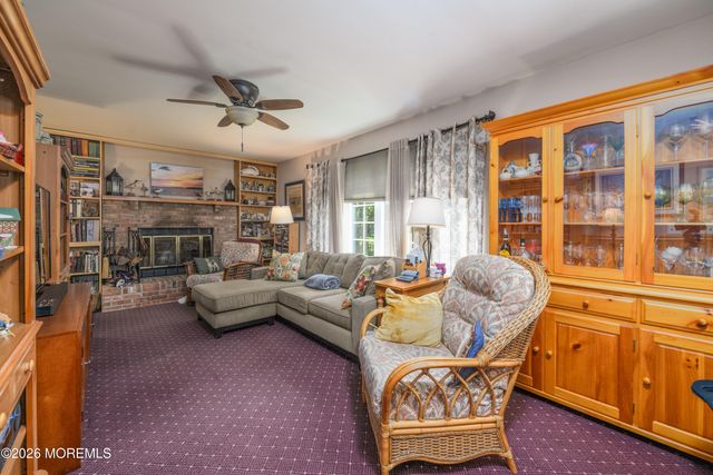 935 Somerset Drive, Toms River, NJ 08753