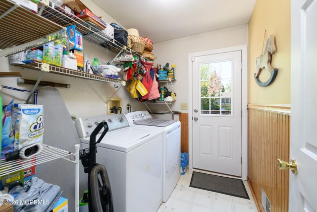 935 Somerset Drive, Toms River, NJ 08753