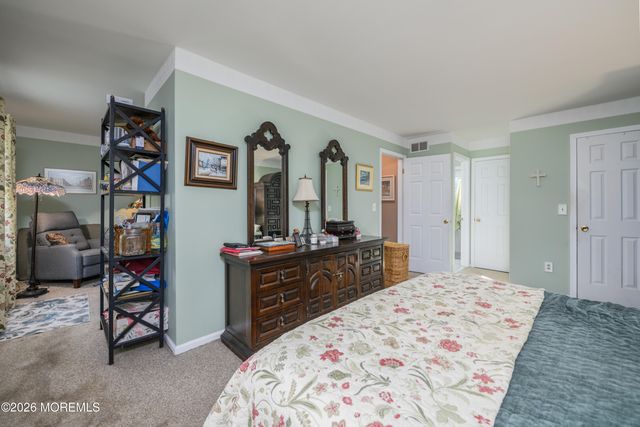 935 Somerset Drive, Toms River, NJ 08753