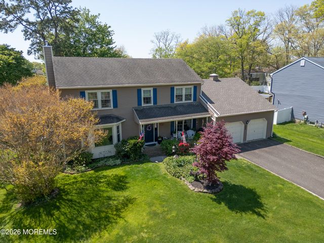 935 Somerset Drive, Toms River, NJ 08753