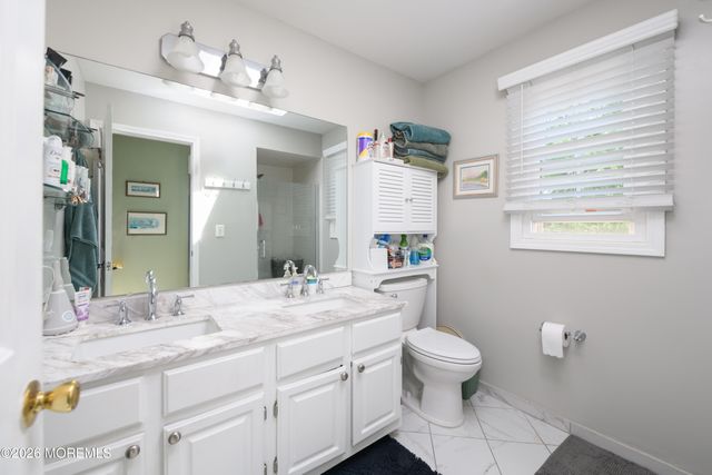 935 Somerset Drive, Toms River, NJ 08753