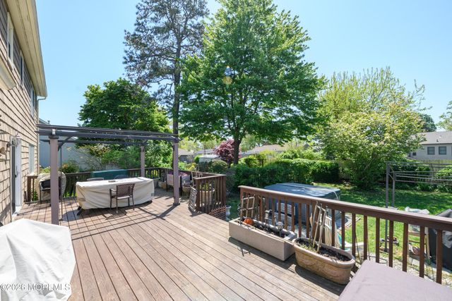 935 Somerset Drive, Toms River, NJ 08753