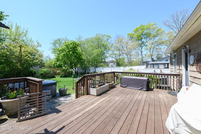 935 Somerset Drive, Toms River, NJ 08753