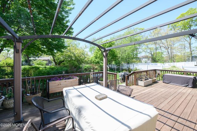 935 Somerset Drive, Toms River, NJ 08753