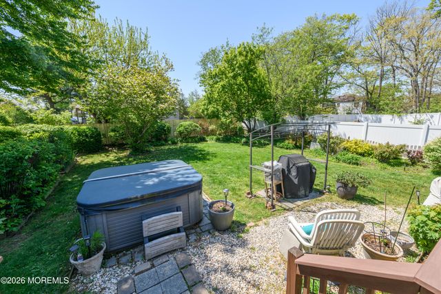 935 Somerset Drive, Toms River, NJ 08753