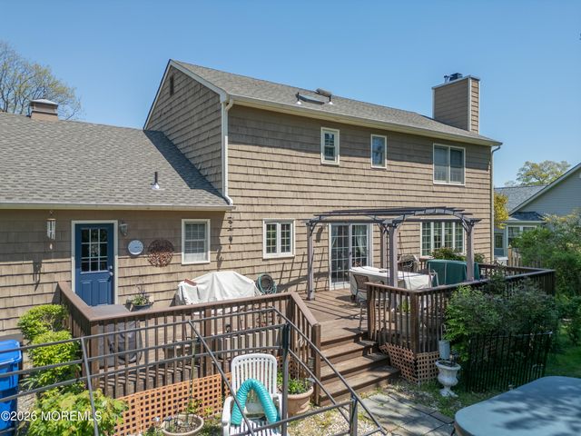 935 Somerset Drive, Toms River, NJ 08753