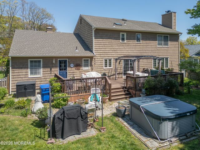 935 Somerset Drive, Toms River, NJ 08753