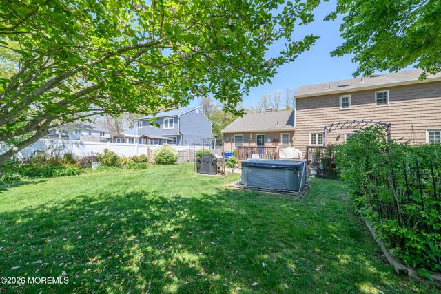 935 Somerset Drive, Toms River, NJ 08753