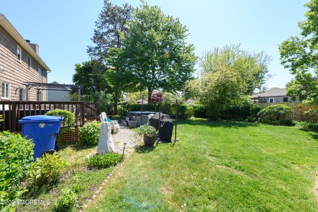 935 Somerset Drive, Toms River, NJ 08753