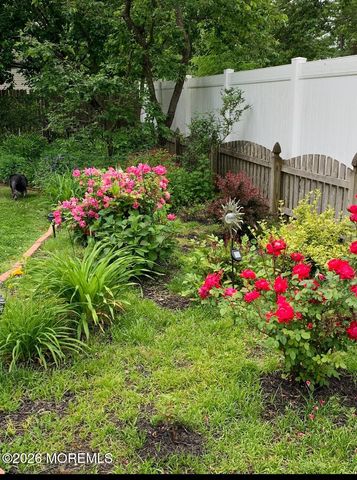 935 Somerset Drive, Toms River, NJ 08753