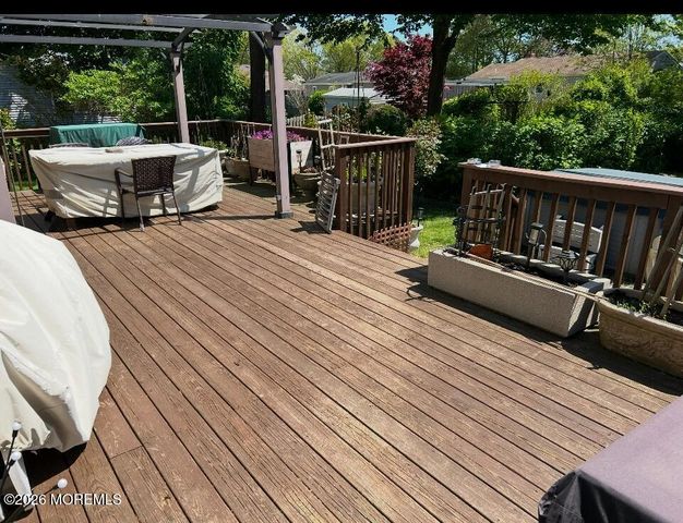 935 Somerset Drive, Toms River, NJ 08753