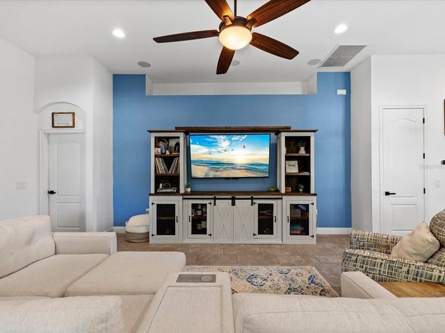 8531 MAY PORT COURT, Land O Lakes, FL 34638