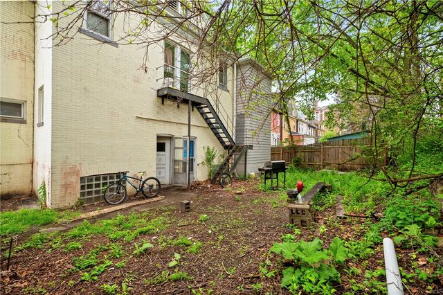 416 & 418 Hallett Pl, Bellevue, PA 15202