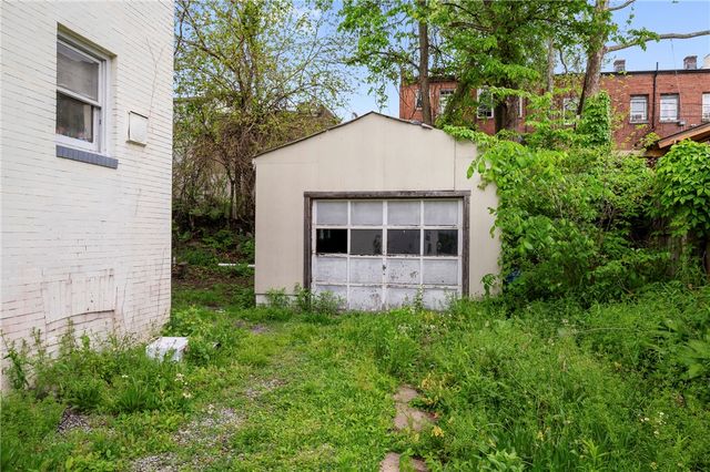 416 & 418 Hallett Pl, Bellevue, PA 15202