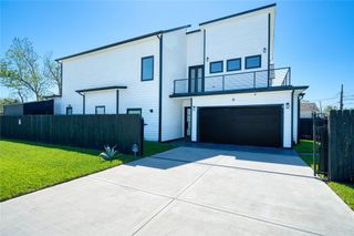 2420 Sumpter Street, Houston, TX 77026
