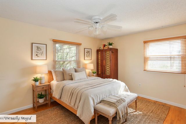 535 Holmes Avenue N, Forked River, NJ 08731