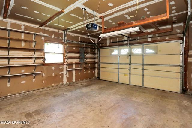 535 Holmes Avenue N, Forked River, NJ 08731