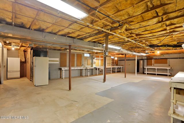 535 Holmes Avenue N, Forked River, NJ 08731