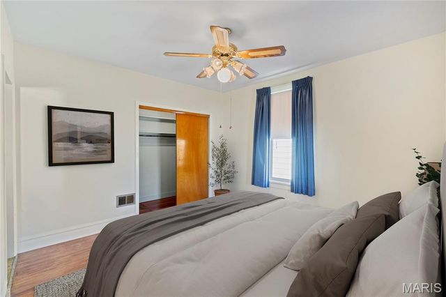 3979 Burgen Avenue, St Louis, MO 63116