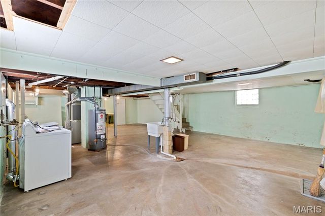 3979 Burgen Avenue, St Louis, MO 63116