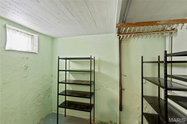 3979 Burgen Avenue, St Louis, MO 63116