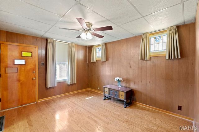 3979 Burgen Avenue, St Louis, MO 63116