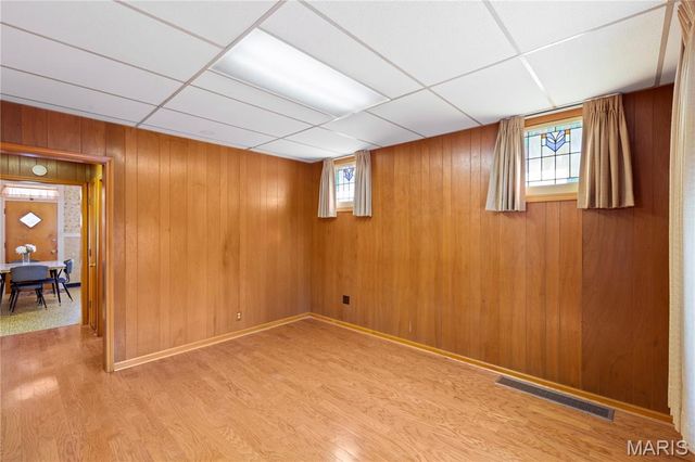 3979 Burgen Avenue, St Louis, MO 63116