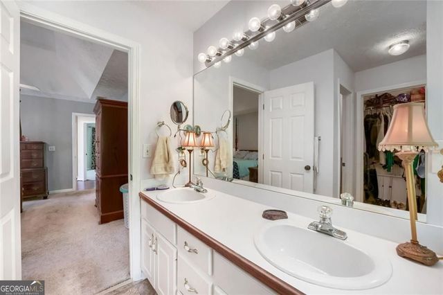 2128 Cluster Lane, Grayson, GA 30017