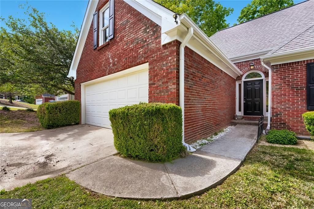 2128 Cluster Lane, Grayson, GA 30017