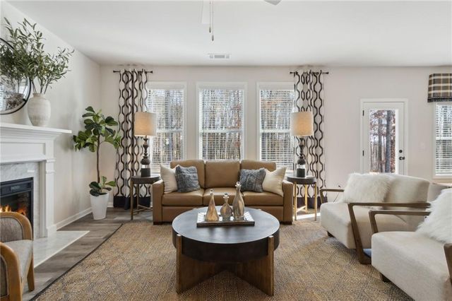 213 Fox Creek Drive, Braselton, GA 30517