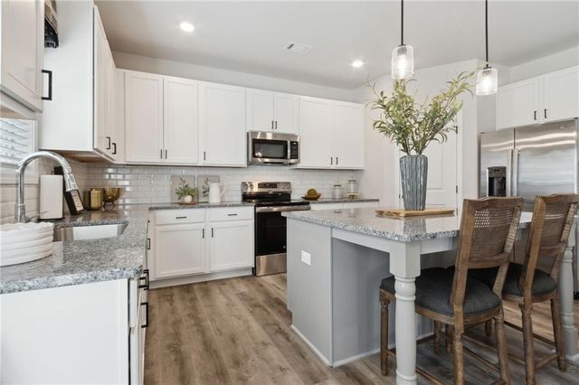 213 Fox Creek Drive, Braselton, GA 30517