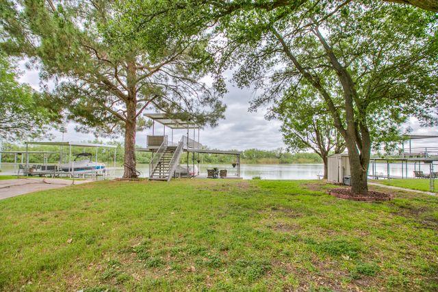 2374 Fishermans Road, San Angelo, TX 76904