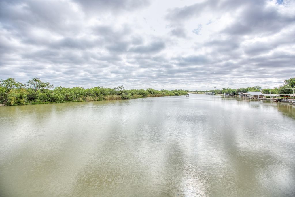 Image 25 of property listing at 2374 Fishermans Road, San Angelo, TX 76904