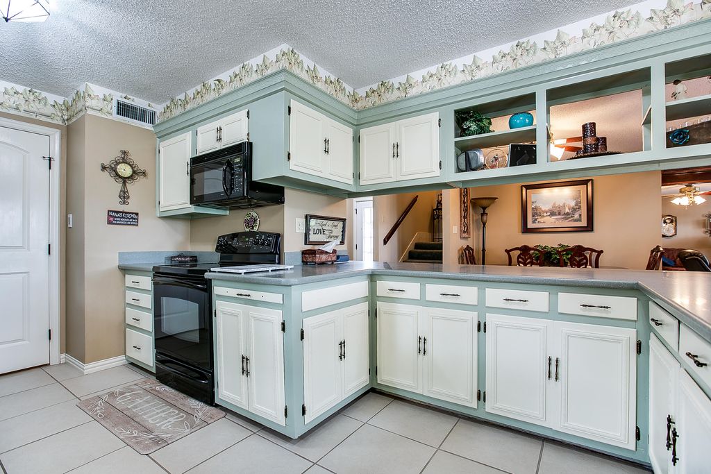 Image 37 of property listing at 2374 Fishermans Road, San Angelo, TX 76904