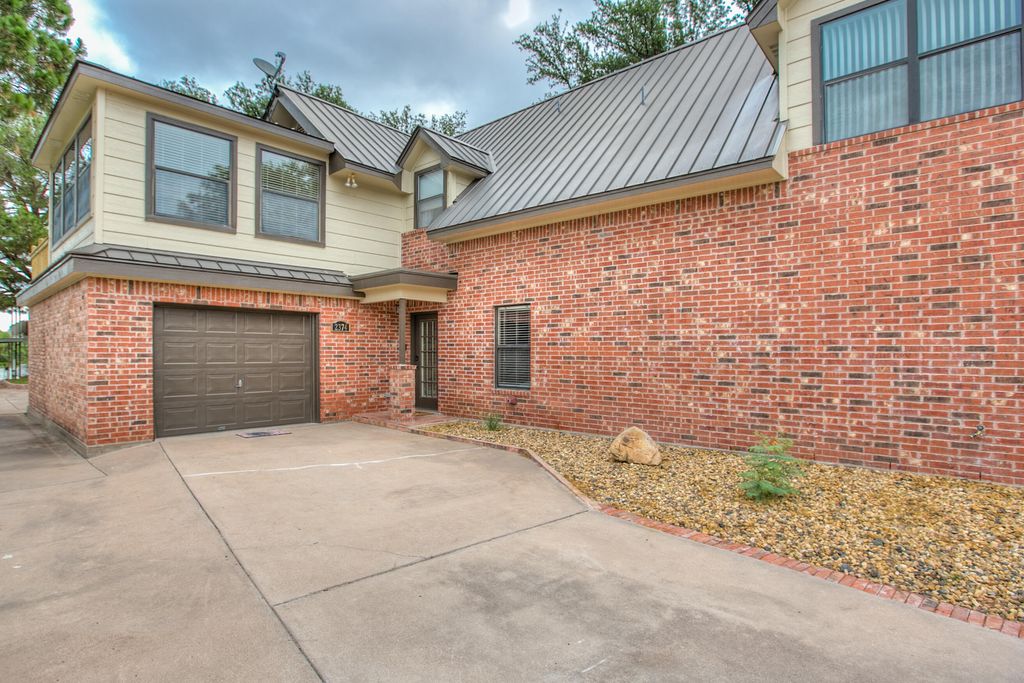 Image 6 of property listing at 2374 Fishermans Road, San Angelo, TX 76904