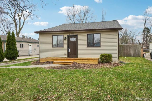 24784 Trombley Street, Harrison Twp, MI 48045