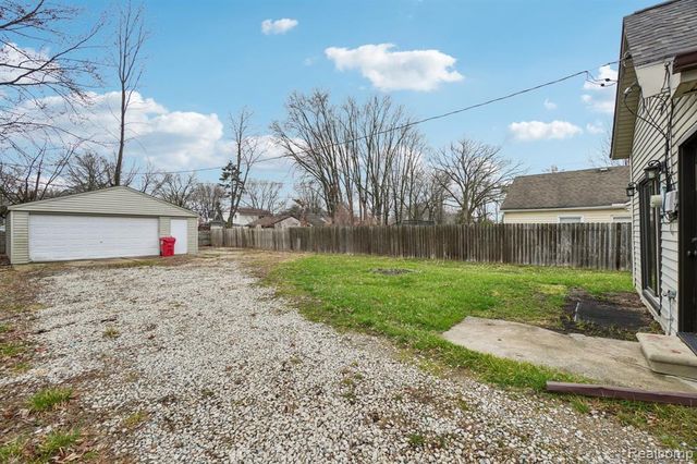 24784 Trombley Street, Harrison Twp, MI 48045