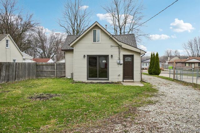 24784 Trombley Street, Harrison Twp, MI 48045