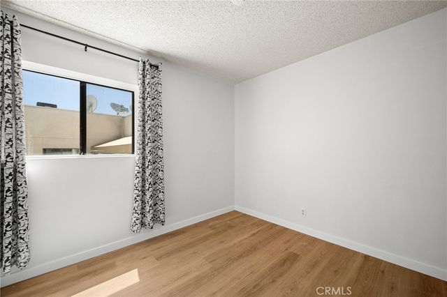 10149 Commerce Avenue 25, Tujunga, CA 91042
