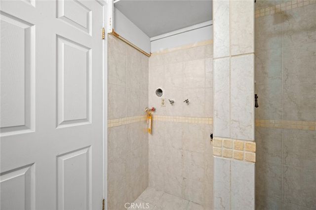 10149 Commerce Avenue 25, Tujunga, CA 91042